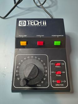 MRC Tech II Railmaster 2400 Model Train Control Powerpack Transformer