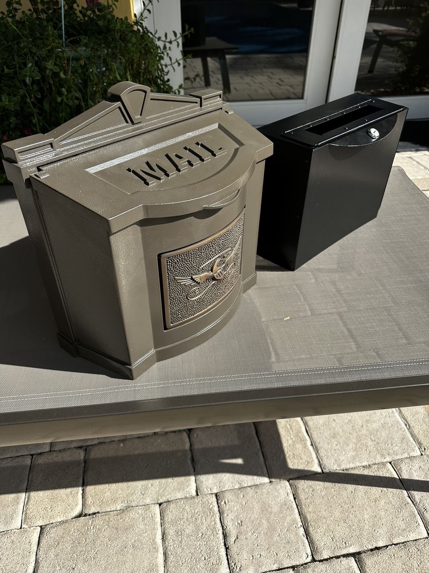 Mailbox