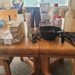 Various hair dying items