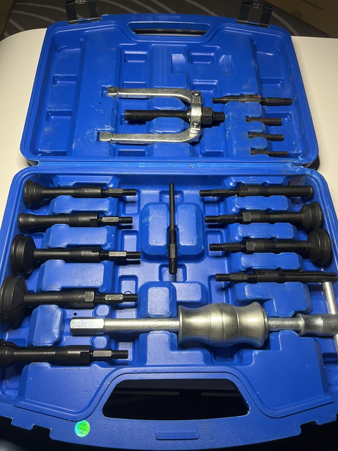 Collet bearing race and seal puller extractor kit 16 pieces