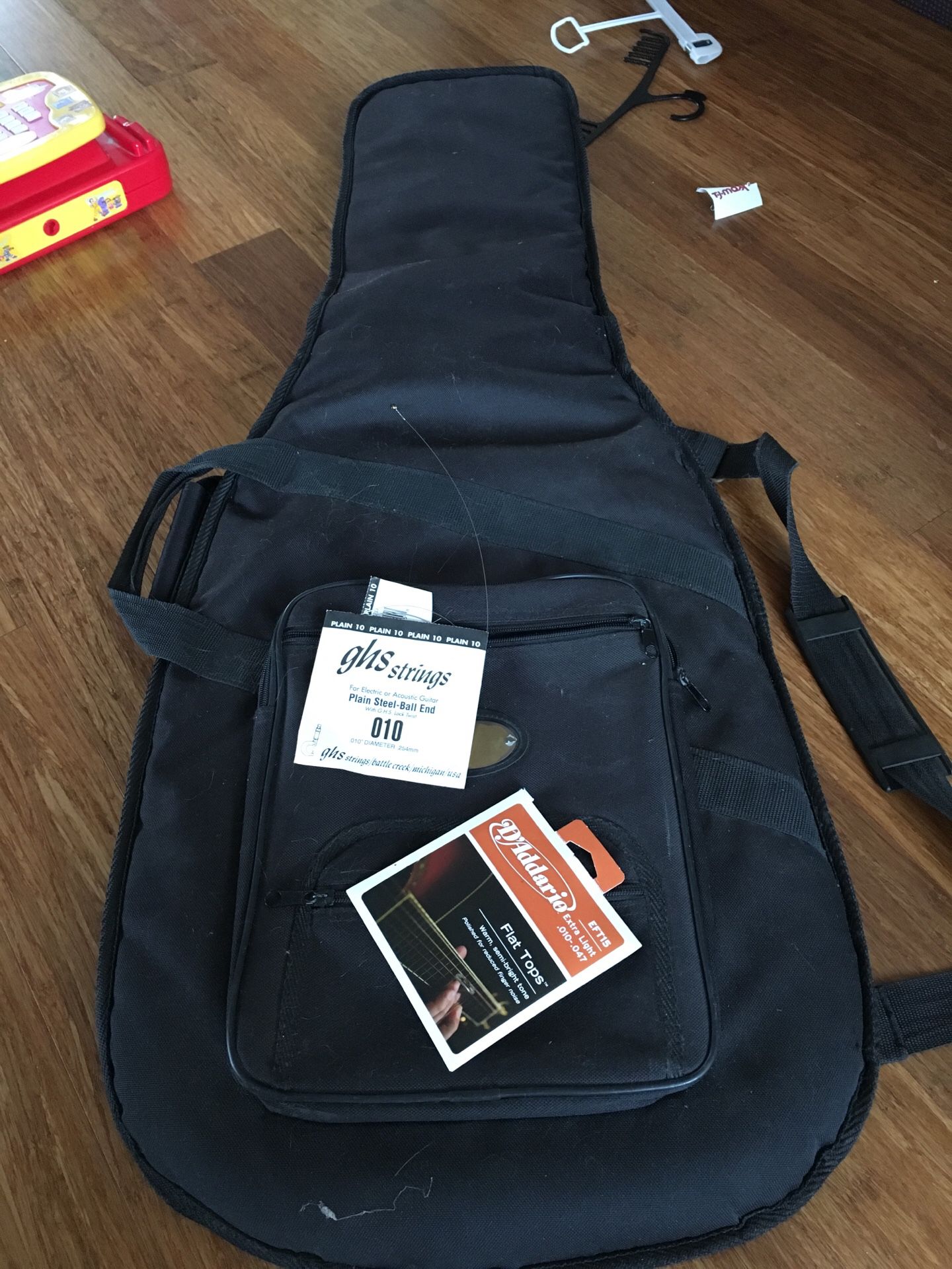 Guitar case (bag)