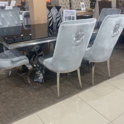 7 Pcs Set Table / 6 Chairs 