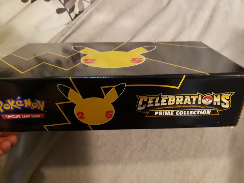 Pokemon Celebrations Prime Collection Box 