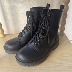 Combat Boots