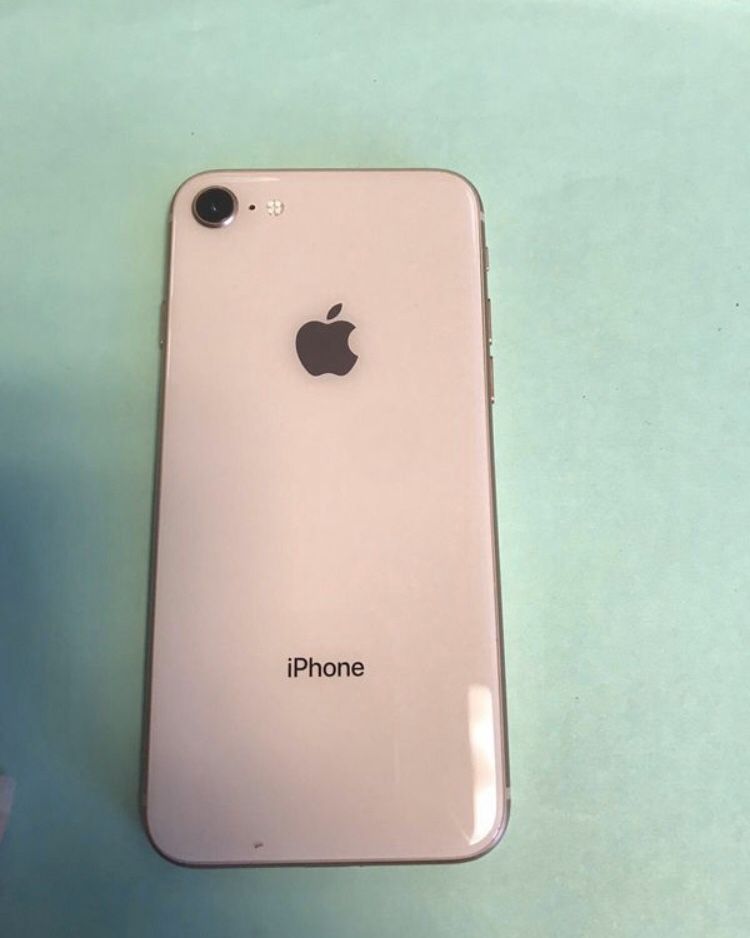 iPhone 8, 64 Gb