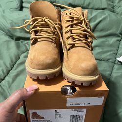 Toddler Wheat Timberlands Size 9c $75