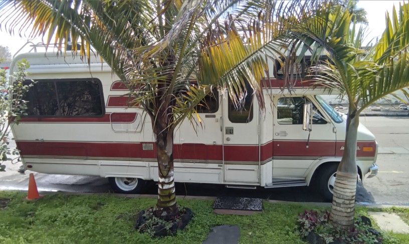 1987 Lazy Daze RV