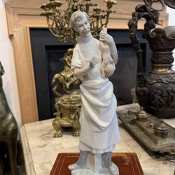 Authentic 15” LLADRO Obstetrician Doctor with Newborn Baby 4763 Figurine Statue