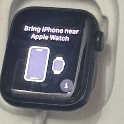 Apple Watch SE (2nd Gen) GPS 40mm Smartwatch Midnight Sport Band - S/M Pre-Owned
