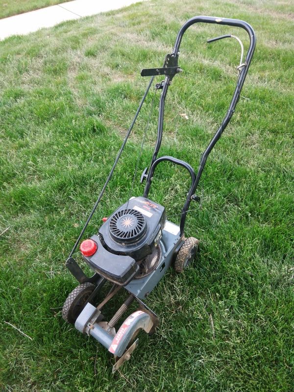 Craftsman 3.5hp gas edger 99 for Sale in Brunswick, OH OfferUp