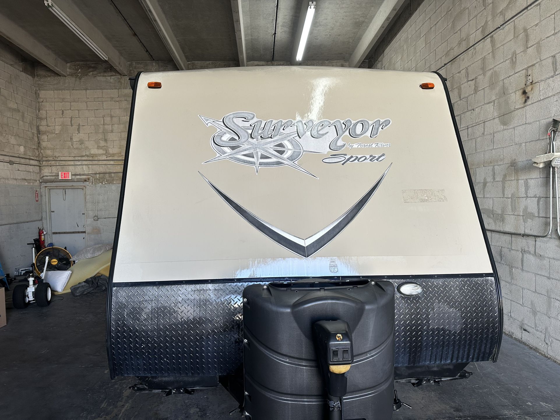 2015 Forest river Surveyour