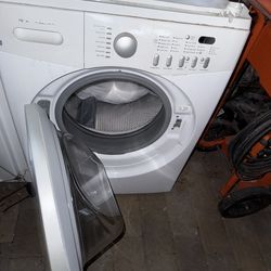 Frigidaire Washer And Dryer Set