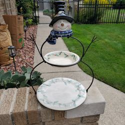 Holiday Two Tier Server