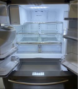 Samsung 4-Door French Door Refrigerator - Stainless Steel - Twin Cooling Plus / FlexZone - Excellent Condition