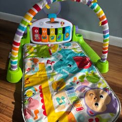 Fisher-Price Kick & Play Piano Gym