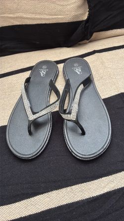 Women’s sandals