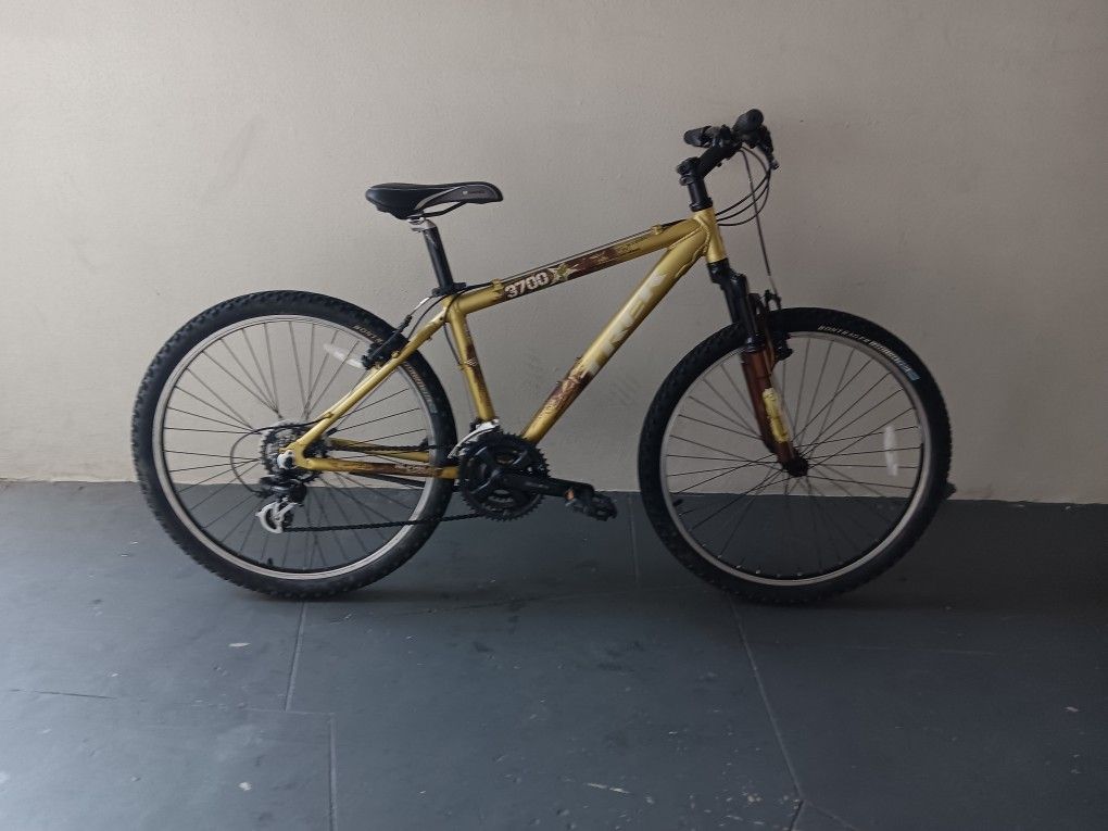 trek daytona 7 speed