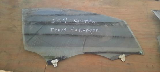 2011 Nissan sentra window glass front passenger vidrio ventana