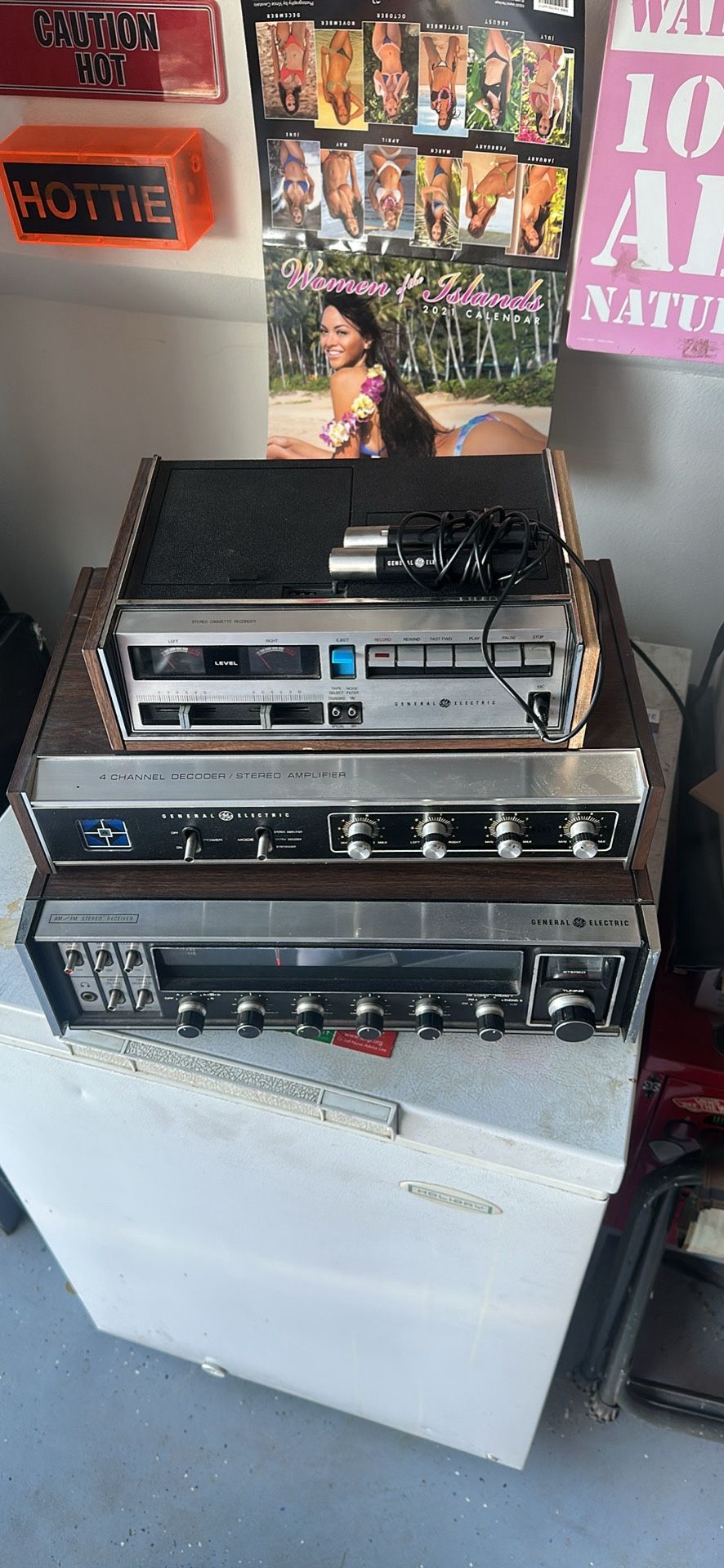 Vintage GE AM/FM Stereo Receiver + Amplifier +Stereo Cassette Recorder