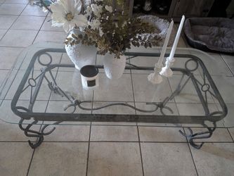Living room coffee tables