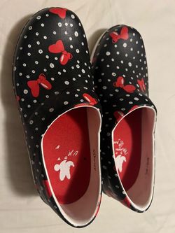 Women's Minnie Crocs