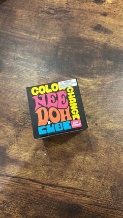 Blue Color Change NeeDoh Cube 🟦
