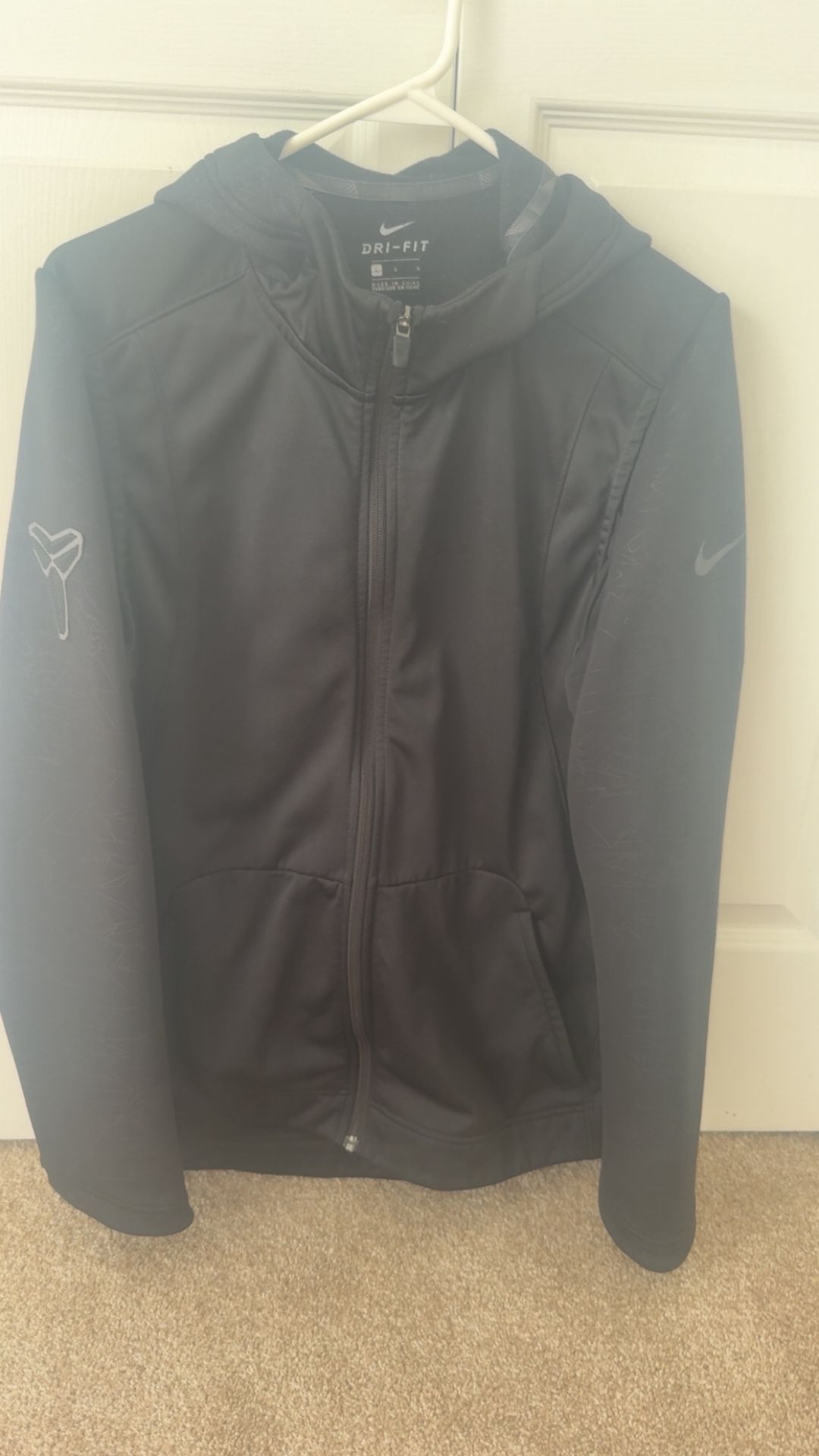 Men’s Nike Dri-Fit Kobe (Mamba Logo) Full Zip Hoodie Size Large