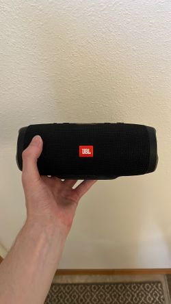 JBL Charge 3 Bluetooth Speaker – Waterproof, Excellent Condition