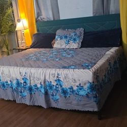 Cal King Bed Good Conditions Memory Foam Mattress Platform Bed Frame / Cama California King Completa 