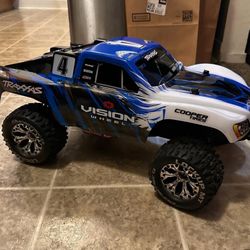 Traxxas 4x4 Slash Monster Truck