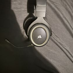 Corsair HS70 PRO WIRELESS Gaming Headset 