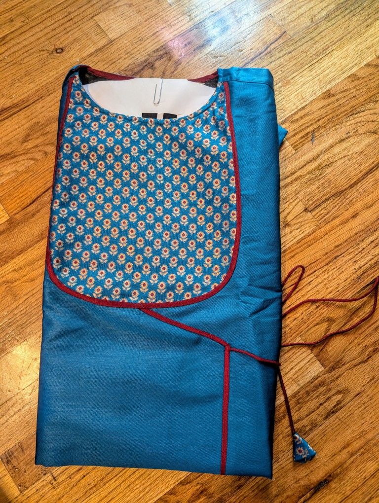 Traditional Peshwai Kurta Suit From Mumbai