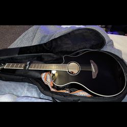 Yamaha APX600 Thinline Acoustic-electric Guitar