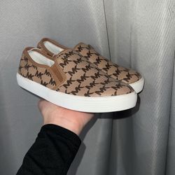 SIZE 3 KIDS MICHAEL KORS SLIP ONS (KIDS)