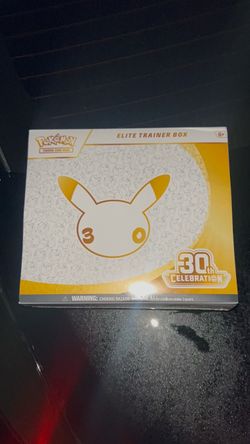 Pokémon TCG 30th Celebration Elite Trainer Box