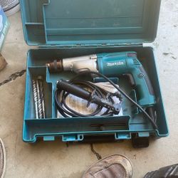 Makita Concrete Drill With Hammer Mode 