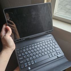 Samsung GALAXY Tablet S6 LITE + Accessories