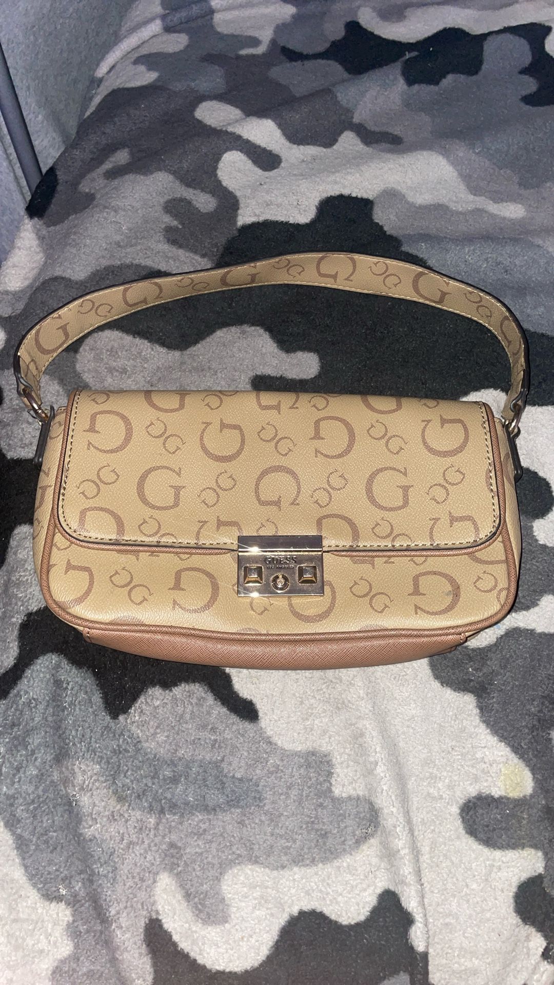 LA Guess Bag