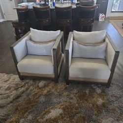 2 Arm Chairs/with 2 throw pillows