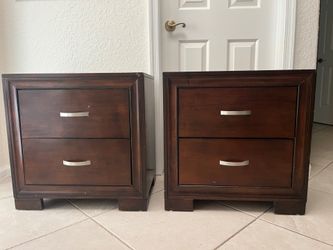 Nightstands (Pair) READ DESCRIPTION