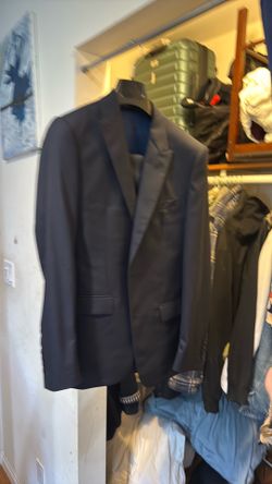 CHRISTIAN DIOR MENS SUIT