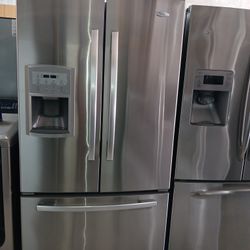 Whirlpool Refrigerator Stainless Steel Everything Works Good 👍