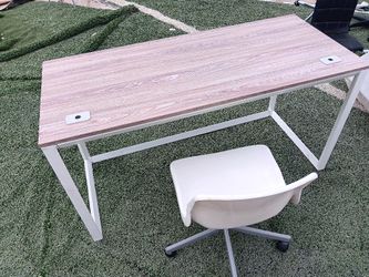 Desk And Chair 