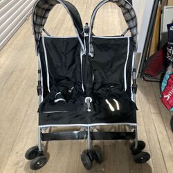 Double Umbrella Stroller 