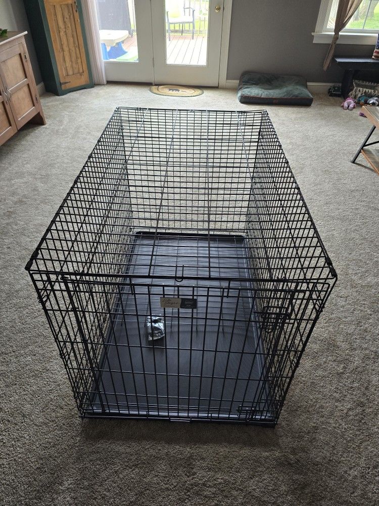 Dog crate