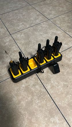 Dewalt Walkie talkie