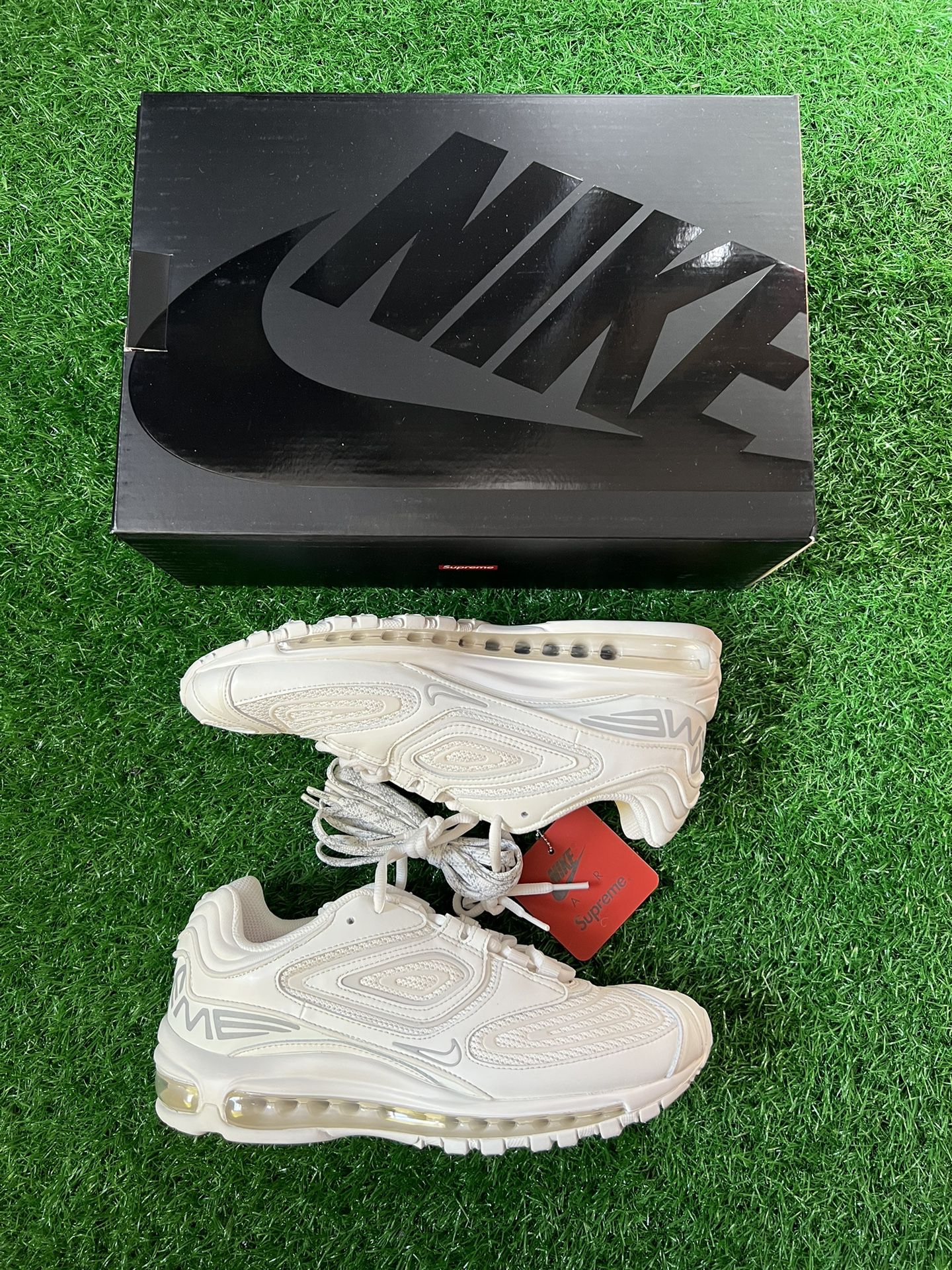 Nike Air Max 98 TL “Supreme White” for in West New York, NJ - OfferUp