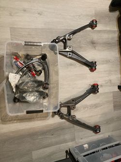 Front control arms for trucks brand new