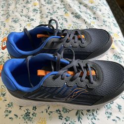 Stride Rite & Saucony Sneakers Boys Brand New