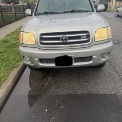 2002 Toyota Sequoia